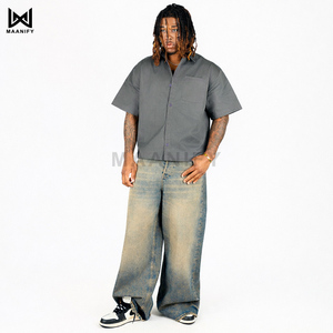Chemise tendance Shadow Work pour homme, coupe courte et ample, style streetwear, polyester et coton, boutonnée, best-seller, marque MAANIFY - Product Image 1