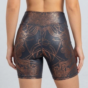 Shorts adhesivos para mujer para entrenamiento de pole dance, con material suave y elástico, agarre seguro para las piernas, ajuste cómodo y flexible. - Product Image 5