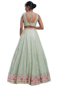 Robe de mariée pour femmes avec motifs floraux, textures douces et charmantes, parfaite pour les cérémonies sincères, porter une robe de mariée - Product Image 2