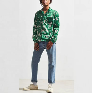 เสื้อเชิ้ตผ้าไหมซาตินคุณภาพสูง แขนยาว สำหรับผู้ชาย เหมาะสำหรับวันหยุดพักผ่อนชายหาด เสื้อลำลอง พิมพ์ลายผ้าไหมทั้งตัวแบบกำหนดเอง เสื้อฮาวายสำหรับผู้ชาย - Product Image 1