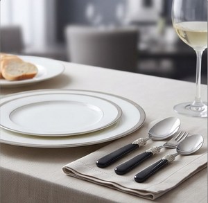 Cuillères à thé classiques en acier inoxydable avec manches noirs, finition miroir argentée, compatibles lave-vaisselle, pour occasions de mariage - Product Image 4