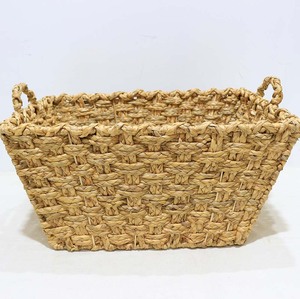 Panier de rangement rectangulaire en jacinthe d'eau naturelle, très vendu, avec poignées, bac rustique multi-usages pour l'organisation et l'arrangement - Product Image 1