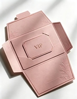 Enveloppe VIP en papier fantaisie personnalisée avec estampage à chaud et logo en relief pour carte de membre, emballage d'invitation ou cadeau