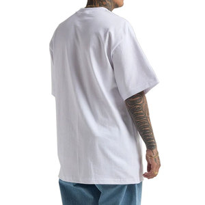 Camisetas Shaka Wear de Algodón de 7.5 oz, Estilo Urbano, con Logotipo Impreso en la Parte Delantera y Etiqueta en el Cuello, Material Suave, Corte Holgado - Product Image 5