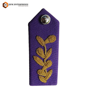 Gorgetas Personalizables con Logotipo, el Mejor Estilo, con Bordado de Hojas Doradas y Botones Metálicos - Product Image 3