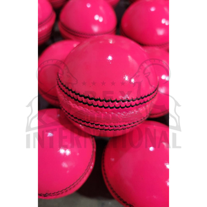 Balle de cricket rose 156 g |   Ballon de cricket cousu à la machine en 2 parties |   Noyau entièrement en liège |   Cuir de vache |   Balle de cricket de haute qualité - Product Image 3