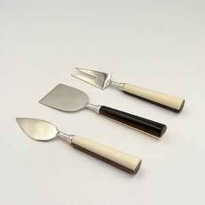 Juego de Cortador de Mantequilla y Cuchillo para Queso de Acero Inoxidable con Mango de Resina, Cubertería Perfecta para Restaurantes y Cocinas, y Servicio Elegante - Product Image 3