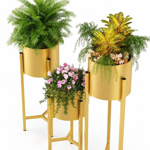 Ensemble de 3 supports à plantes en métal doré avec pots, supports décoratifs modernes pour pots de fleurs de 25, 20 et 15 pouces de hauteur pour le salon - Product Image 5