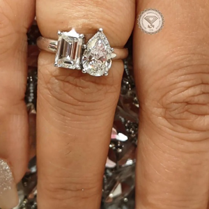 Anillo de Compromiso de Oro Amarillo de 14K con Diamante Cultivado en Laboratorio con Corte Esmeralda de 2.50 Quilates, Certificado por IGI, Joyería de Lujo para Novia, Regalo de Boda - Product Image 5