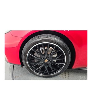 Porsche Panamera Executive 2.9 AWD 2023 con Cámara Trasera, Asientos de Cuero, Volante a la Izquierda - 22,515 km - Product Image 4