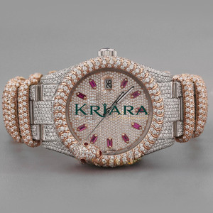 Reloj de Plata de Acero Inoxidable con Diseño de Moissanita, Resistente al Agua, Elegante y Funcional, con Características de Diamante Real - Product Image 1
