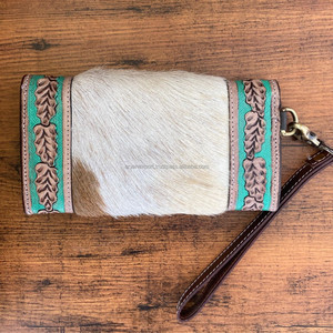 Pochette de sculpture usinée à la main portefeuille en cuir de fourrure de vachette élégant multi-usages embrayages en cuir occidental pour les multi-usages des femmes - Product Image 3