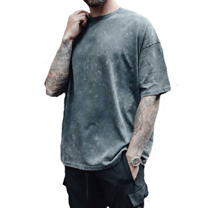 T-shirt pour homme avec logo personnalisé, lavage à l'acide, 100% coton, couleur et logo personnalisés, haute qualité, respirant, col rond, coupe classique - Product Image 1