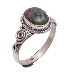 ผู้ผลิตแหวนเงินสเตอร์ลิง925ละเอียดตามสั่งเครื่องประดับอัญมณีฟอสซิลธรรมชาติสำหรับงานปาร์ตี้ขายส่งและส่งออกโดยตรง - Product Image 1