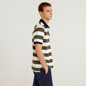 Chemise noire pour homme avec imprimé de personnage pixelisé, manches courtes, décontractée, en toile 180g, tricotée, respirante, avec logo frontal - Product Image 1