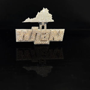 Pendentif Couronne de Glace en Diamant Givré en Alliage Plaqué Or Premium - Product Image 1