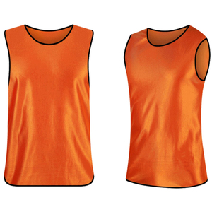 Petoles de Fútbol de Nuevo Diseño 2020 para Entrenamiento y Partido, Alta Calidad, Precio de Fábrica, Ropa Deportiva de Poliéster/Nylon con Números de Equipo, Unisex - Product Image 2