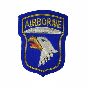 Badges brodés à la main sur mesure, 100% faits main, patchs en fil de soie pour uniformes - Product Image 3