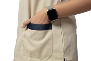 Ensemble d'uniformes médicaux unisexes personnalisés et tendance à manches courtes pour l'été, avec imprimé dessiné à la main, style jogger - Product Image 3