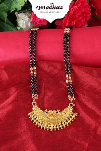 Gold Plated Imitation Pearl-studded Peacock Mangalsutra <b>Bridal</b> <b>Jewelry</b> <b>Set</b> for Women's Party Occasions Classic Style - Product Image 3