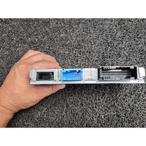 ECU และโมดูลคอมพิวเตอร์มือสองสำหรับรถยนต์ซีรีส์ 7 รุ่น 9237968 - Product Image 4
