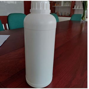 ขวดยี่ห้อ APS ขนาด 1000 มล. ผลิตในเวียดนาม ทำจากพลาสติก HDPE น้ำหนักเบา ทนทาน ป้องกันการรั่วซึม รูปทรงกระบอก ไหล่เรียว ฐานแบน - Product Image 1