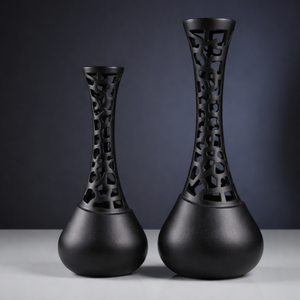 Ensemble de vases à fleurs modernes en métal noir mat, pots à fleurs géométriques abstraits ajourés, décoration sculpturale de luxe pour la maison et le bureau - Product Image 1