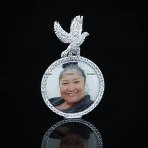 Colliers Pendentifs Photo Personnalisés Hip Hop Iced Out en Moissanite Diamant, Médaillon Rond Grand Cercle - Product Image 2