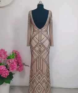 Vestido Largo Elegante Bordado con Detalles Hechos a Mano para Damas, Ideal para Fiestas, Disponible al Mejor Precio - Product Image 4