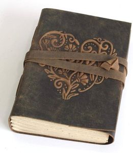 Journal de voyage rustique vintage fait main en cuir gaufré cœur, couverture rigide, papier sans acide, reliure cousue, fermeture magnétique, format A5 - Product Image 4