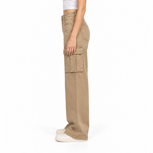Pantalon cargo en jean décontracté taille haute coupe droite avec plusieurs poches pour le travail en extérieur – Collection Automne 2025 - Product Image 3