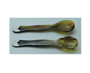 Ensemble de 2 cuillères à salade en corne, best-seller, fabriquées à la main à partir de corne de buffle naturelle, à prix raisonnable - Product Image 6