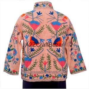 Blouson bomber à motif floral multi-saison, broderie machine, design dessiné à la main, écologique, respirant, séchage rapide - Product Image 5