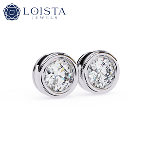 LOISTA ต่างหูเพชรทองคำขาวทรงกลมเจียระไนแบบบริลเลียนท์สี D ธรรมชาติ ได้รับการรับรองจาก GIA สไตล์คลาสสิกสำหรับทุกเพศ - Product Image 1