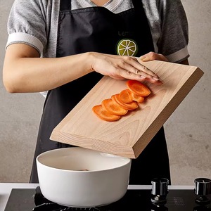 Tabla de Cortar de Madera, Rectangular, para Preparación de Alimentos, Superficie Lisa, 1.5 cm de Grosor, Apta para Lavavajillas - Product Image 4