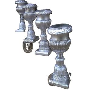 Maceta de Fibra de Vidrio Plateada, Elegante, Duradera y Ligera para Flores Artificiales y Decoraciones de Jardín y Bodas - Product Image 1