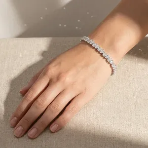 สร้อยข้อมือเทนนิสทองคำขาว 18K จาก LILABA ENTERPRISE ประดับเพชรทรงลูกแพร์เพาะเลี้ยงในห้องปฏิบัติการ ระดับความสะอาด VVS2 สี F ได้รับการรับรองจาก IGI กำลังเป็นที่นิยม - Product Image 1