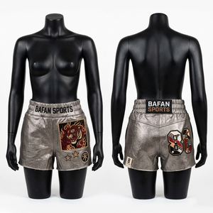 กางเกงขาสั้นผ้าซาตินเนื้อนุ่มคุณภาพสูงสำหรับผู้หญิง ปักลายเสือสีเงิน พร้อมโลโก้แบบรีดร้อน ยืดหยุ่นกระชับรูปร่าง - Product Image 2