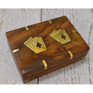 Boîte de rangement décorative en bois massif pour cartes à jouer, étui élégant et durable pour organiser et conserver votre collection - Product Image 1