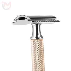 Rasoir de sécurité à double lame en acier inoxydable pour homme, manche en bambou naturel, usage en salon de coiffure - Product Image 3