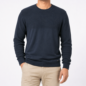 Suéter de Hombre Premium con Textura de Panal de Abeja, Cuello Redondo, Mezcla de Algodón |   Fabricación OEM ODM en Bangladesh - Product Image 1