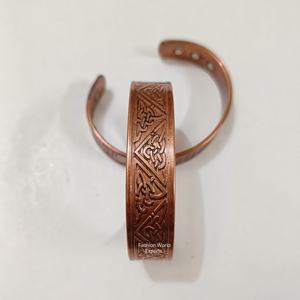 Bracelet manchette en cuivre réglable Vintage nordique thérapie magnétique bracelet gravé soulagement de la douleur et guérison pour hommes et femmes - Product Image 5