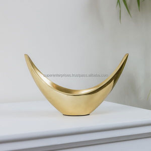 Bol de service classique en laiton poli pour une présentation de table élégante avec un artisanat d'inspiration patrimoniale - Product Image 5