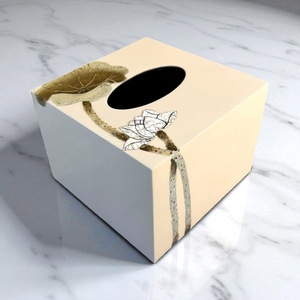 Boîte à mouchoirs en laque faite à la main à prix abordable, design élégant, couvre-boîte à papier facial laqué - Product Image 2