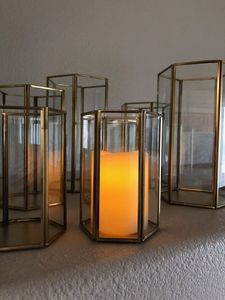 Décoration d'intérieur et d'extérieur : Bougeoirs personnalisés en métal et verre dorés, style farmhouse, pour sol et suspension, pour la décoration - Product Image 4