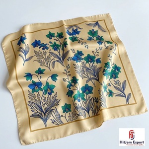 Écharpe imprimée en tissu, bandana, OEM ODM, marque blanche, fournisseur en gros, faible MOQ, fabricant textile européen, produits textiles personnalisés de Bali - Product Image 2
