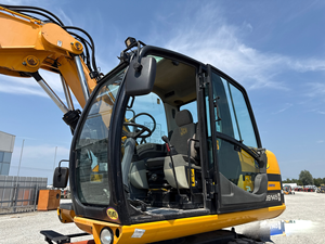 Excavadora de Ruedas JS145W Confiable, Modelo 2009, para Proyectos Viales, Tareas de Utilidad y Movimiento de Tierras - Product Image 3