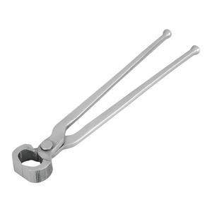 Herramienta Multifunción 3 en 1 para Herrador: Cortaúñas, Extractor de Zapatas, Martillo y Pulidor de Cascos, Fabricada en Acero Inoxidable con Certificación CE e ISO - Product Image 3