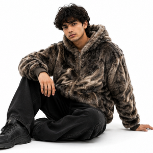 Fournisseur de sweats à capuche en molleton de coton marron pour homme, style streetwear, avec fermeture éclair texturée personnalisée, capuche à bordure brodée en fourrure et motif flamme, pour l'hiver - Product Image 4