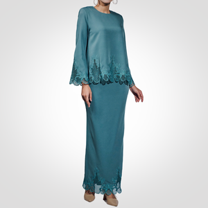 Baju Kurung Confortable à Imprimé Floral avec Soutien-Gorge Intégré, Nouveau Design SIPO 2024, Col en Crêpe Marocain Premium, Modeste et Élégant - Product Image 4